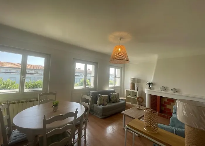 F3 - Entre Plages Et Marche Apartamento Royan