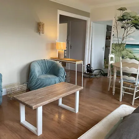 F3 - Entre Plages Et Marche Apartment